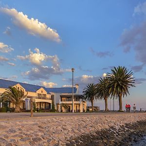 Protea Hotel By Marriott Walvis Bay Pelican Bay